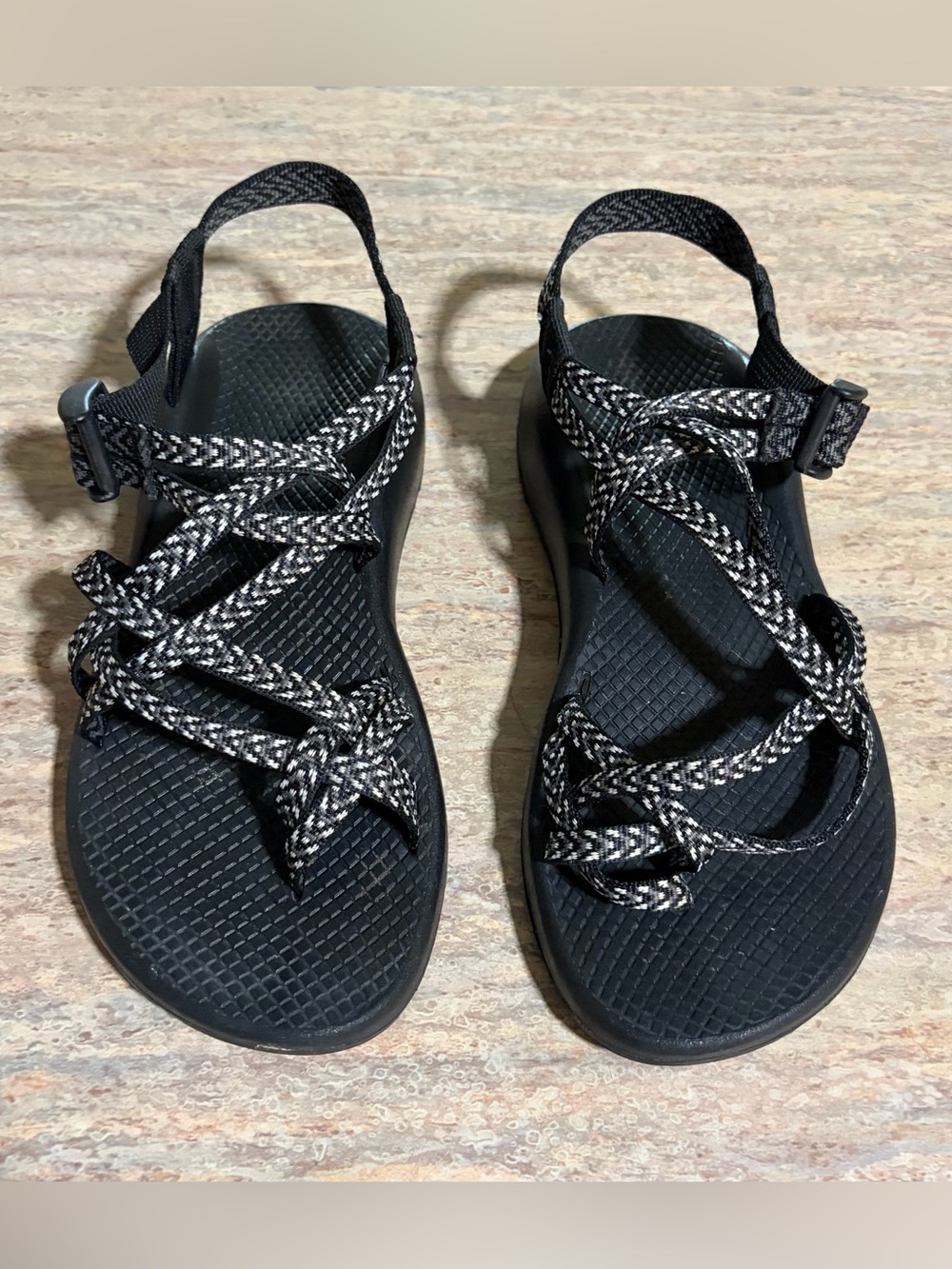 Chaco Women’s Black and White Strappy Outdoor Sandals -